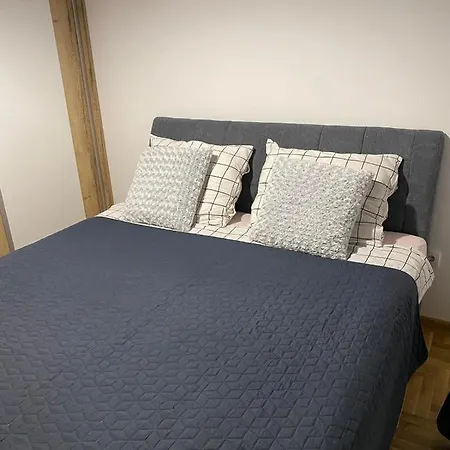 Apartamento D&m Istocno Sarajevo *